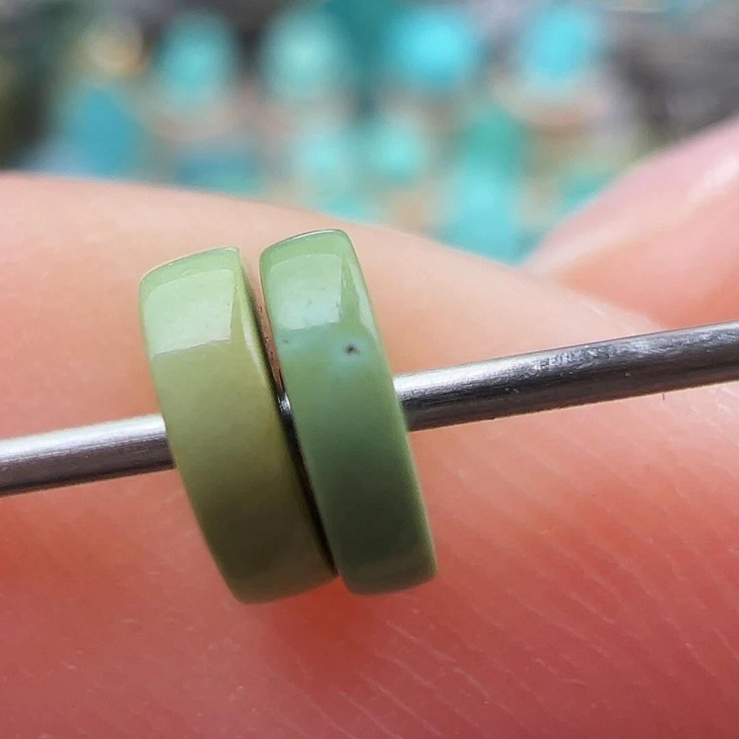 绿松石配饰未镶嵌