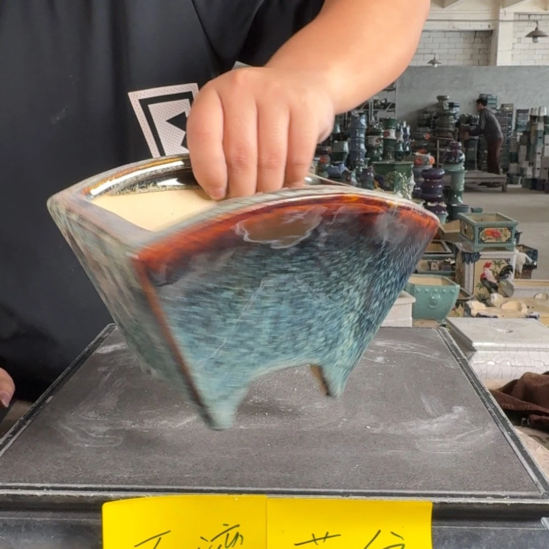 。一风堂石湾花盆 内16*9*9