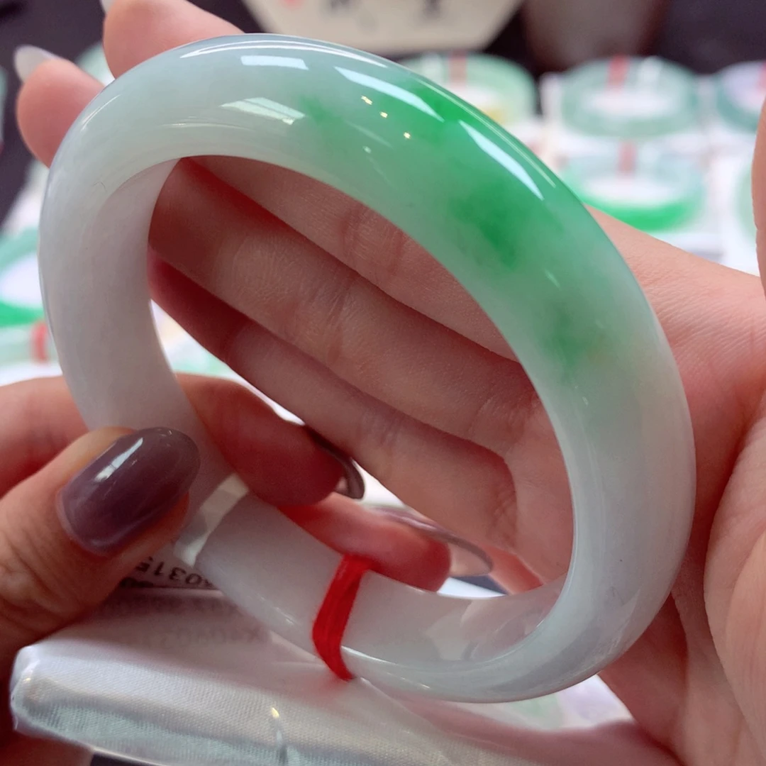 翡翠手镯未镶嵌正圈33（46号）