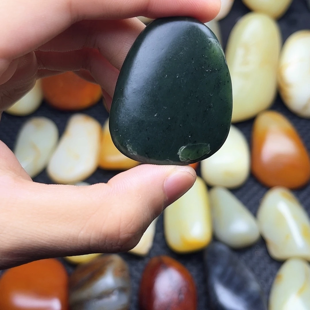 未镶嵌和田玉挂件