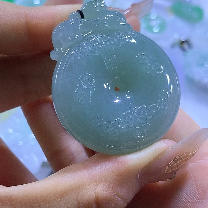 颈饰未镶嵌翡翠天然翡翠A货吊坠