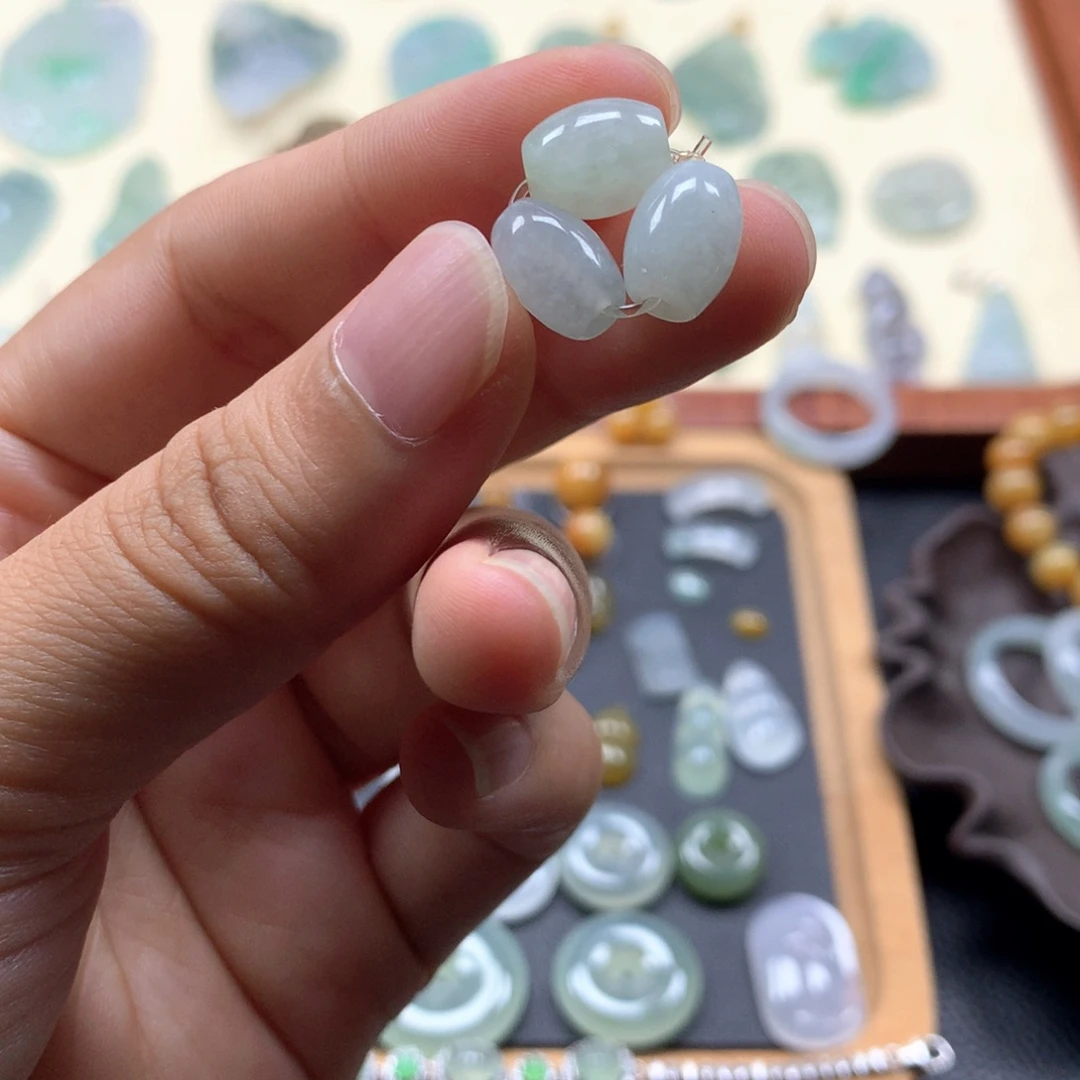 颈饰未镶嵌翡翠桶珠