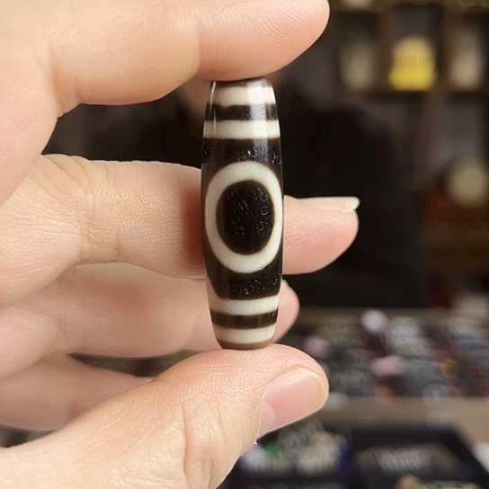 玛瑙/玉髓颈饰合金三**夭