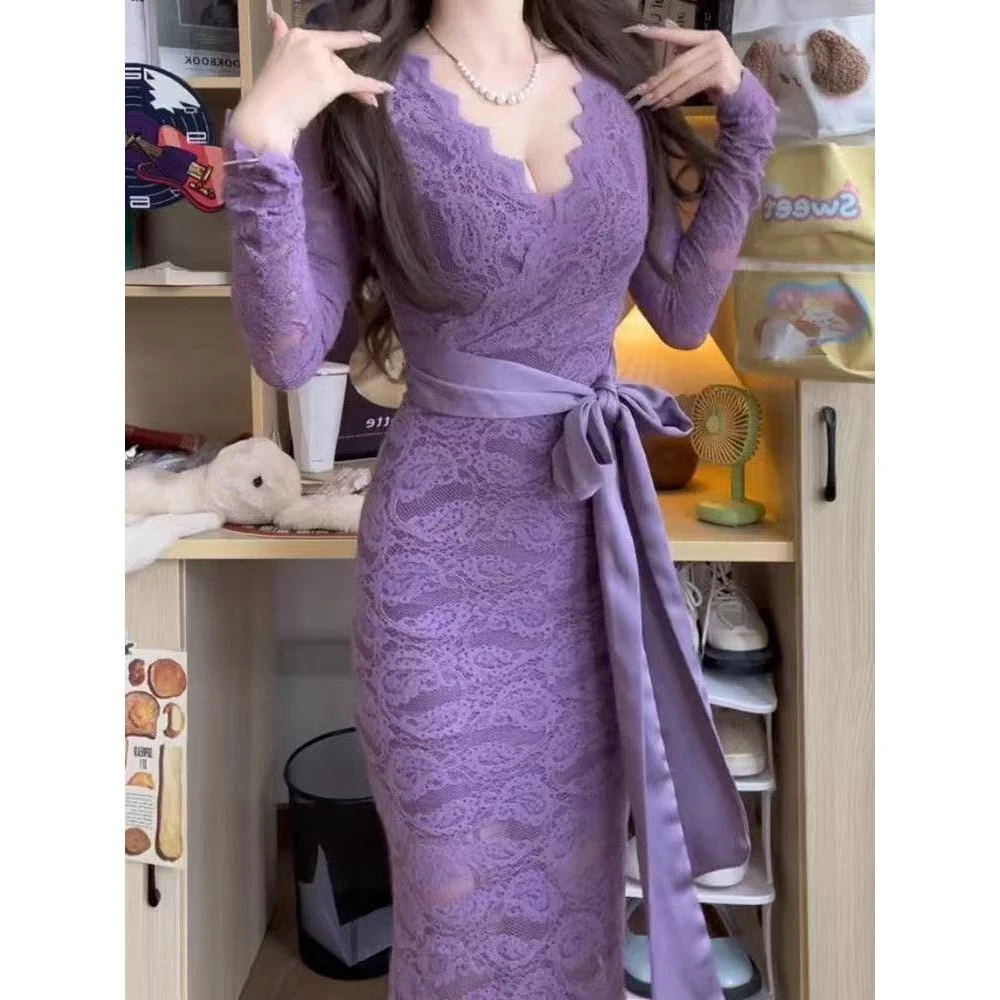 气质名媛紫色v领蕾丝长袖连衣裙女春季新款御姐显身材收腰包臀裙