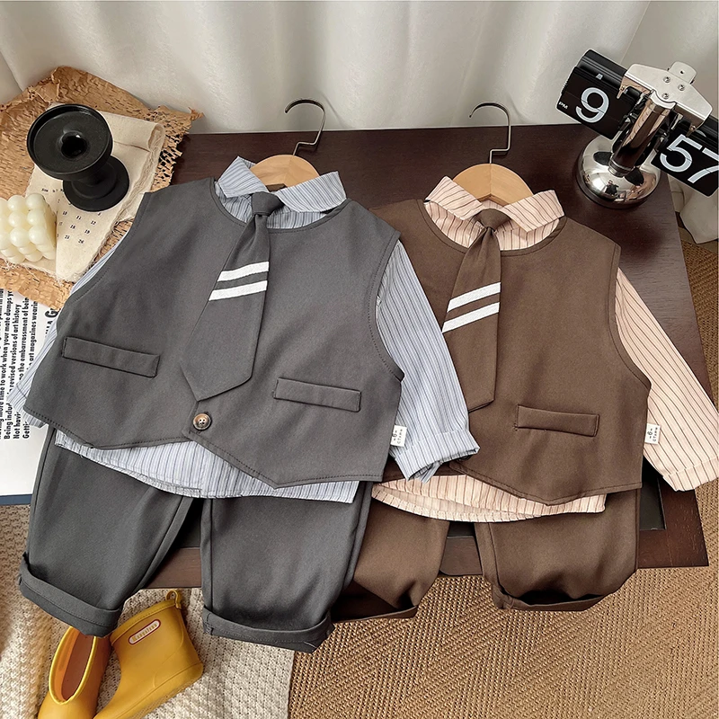 男童学院风套装春装2025新款帅气时髦宝宝衬衫马甲春秋儿童三件套