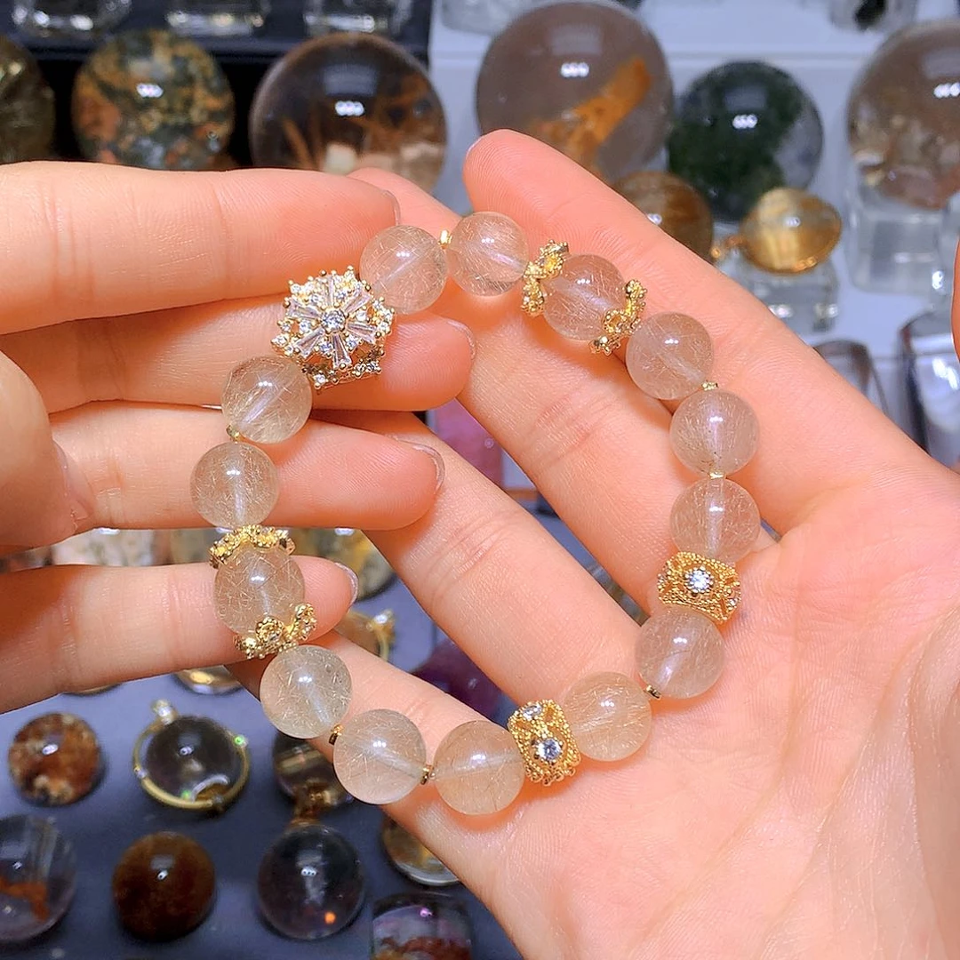 手链未镶嵌水晶?**?手链