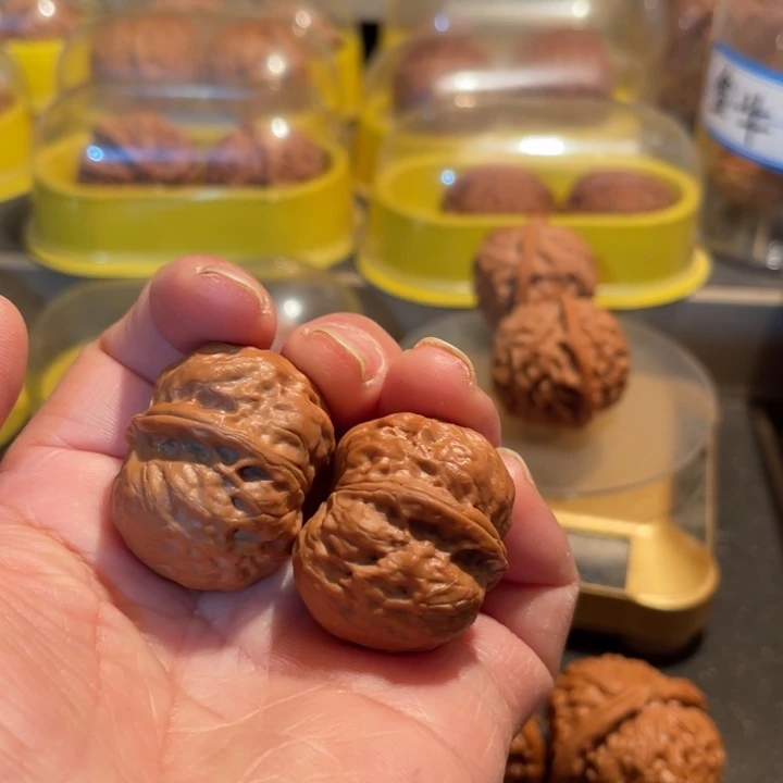 文玩核桃把件野生全品小元宝33