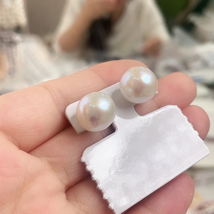 银S925镶嵌耳饰淡水珍珠