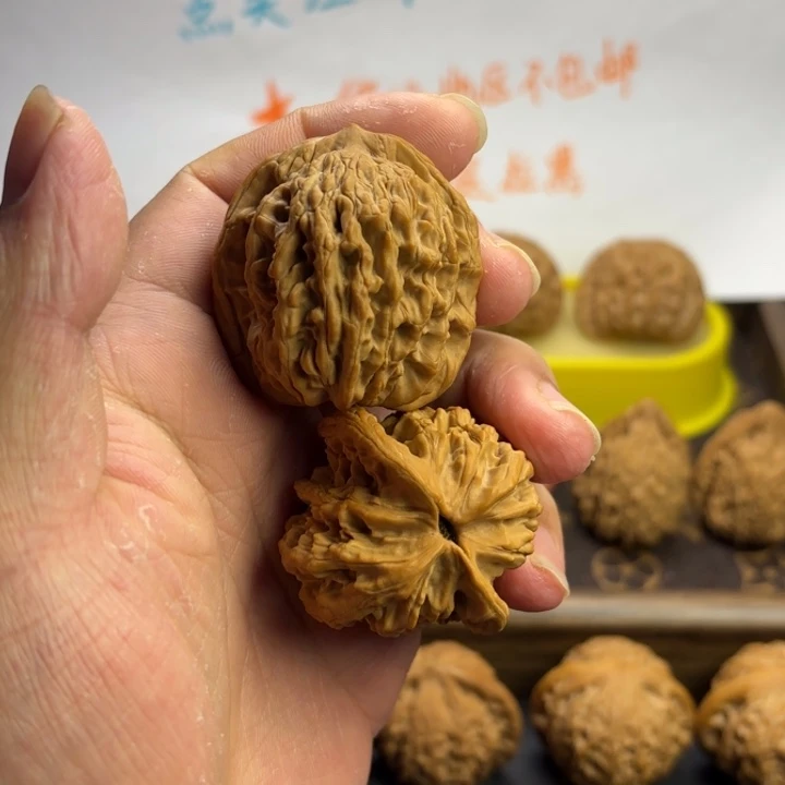 文玩核桃把件福利体验款麦穗虎头