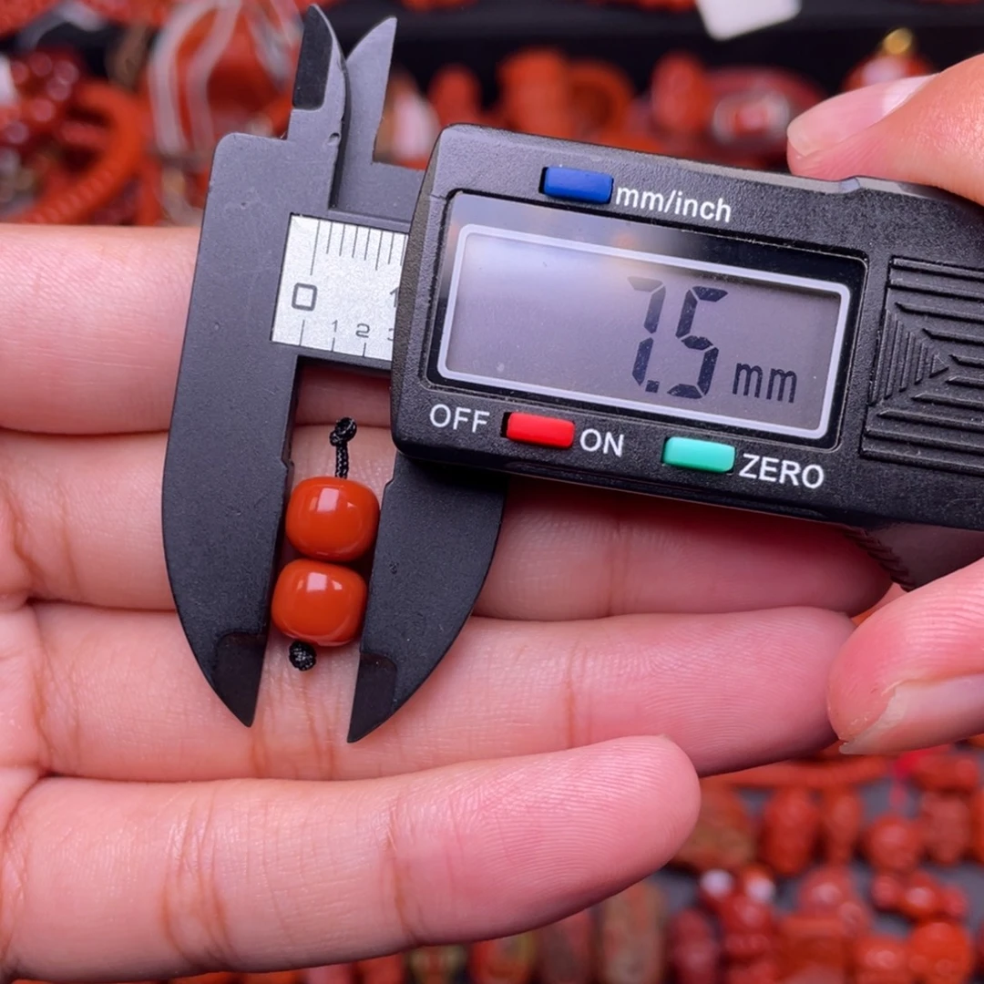 南红玛瑙配饰未镶嵌