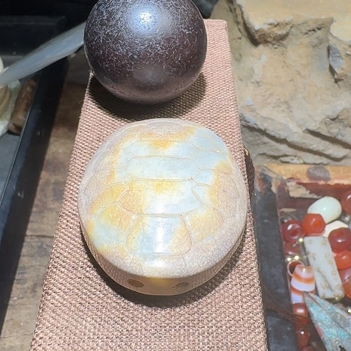 和田玉（糖玉）未镶嵌颈饰