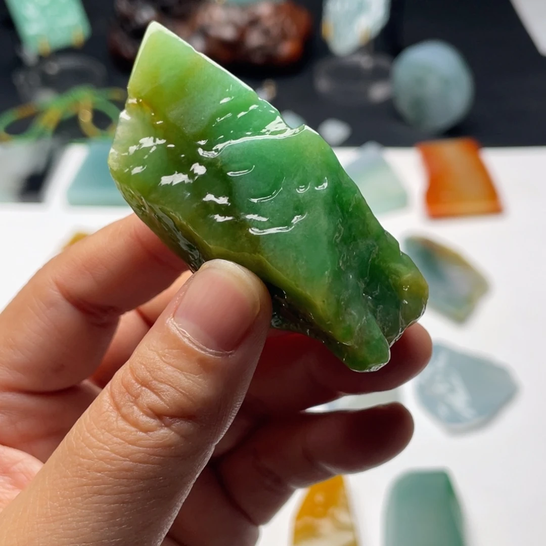 定制翡翠未镶嵌包工