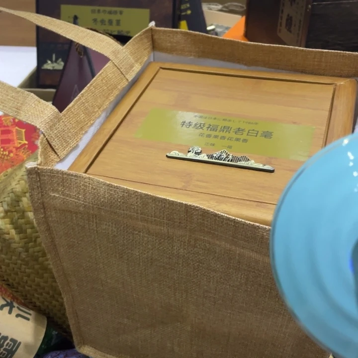 紫砂盖碗我们的目标是成为一个优秀且