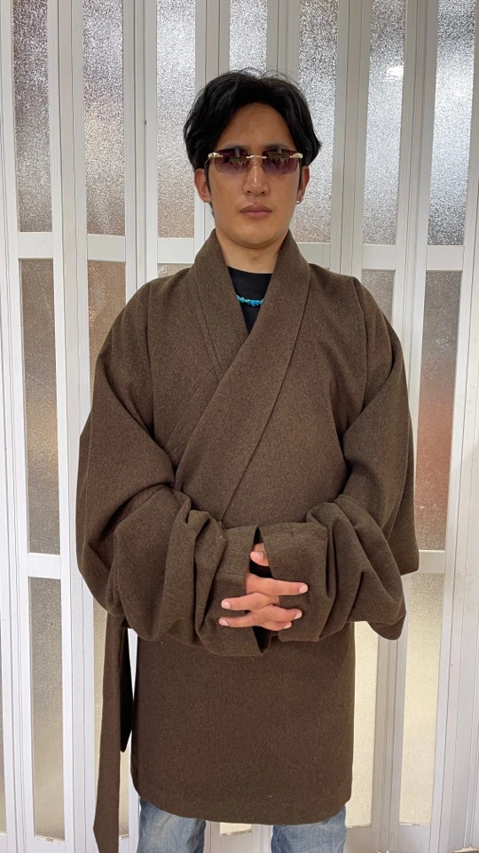 藏装长款藏袍男装单层民族风显瘦传统服饰外搭