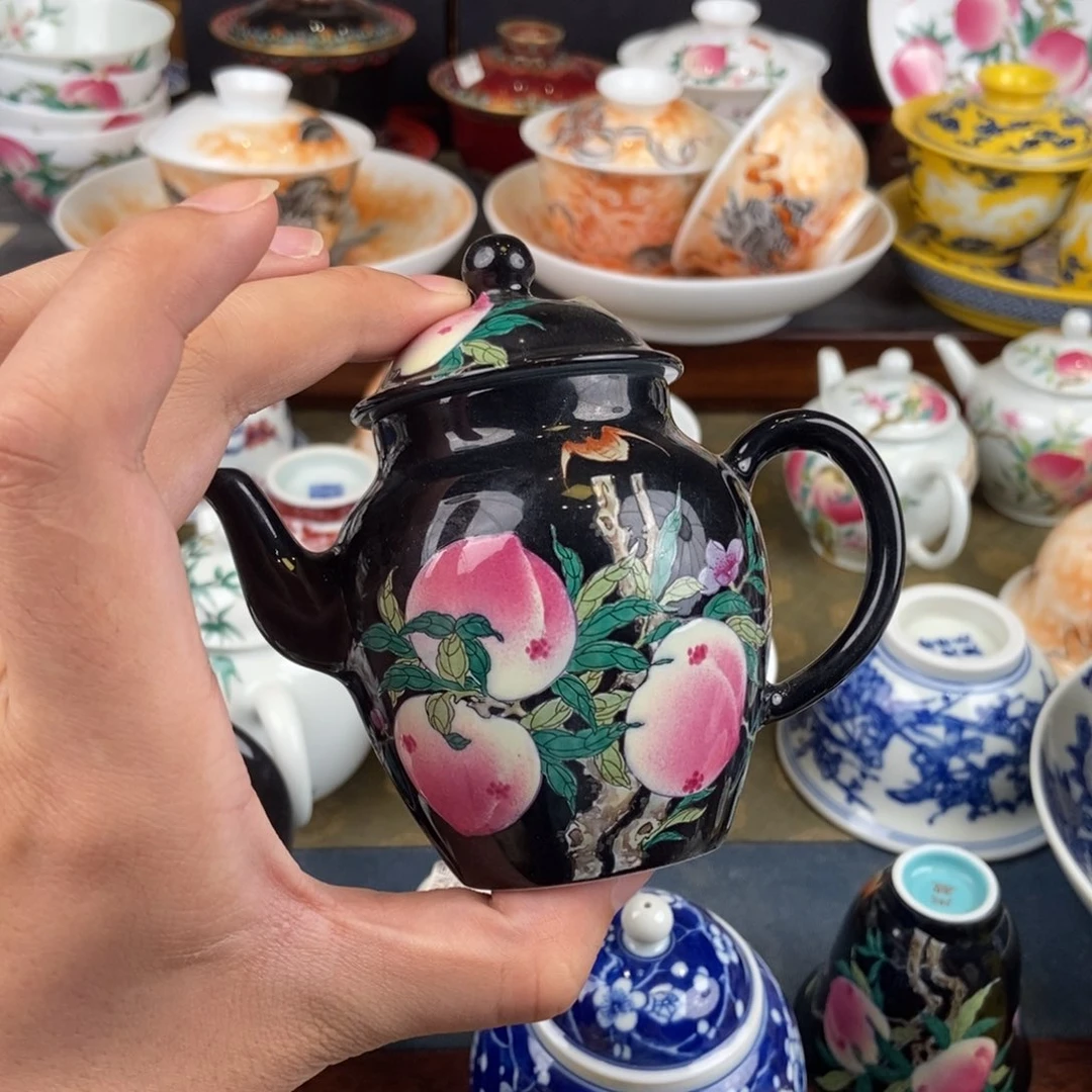 陶瓷艺术家的作品是一种