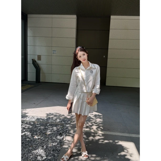 【Meng服饰】缪系早秋学院风纯欲polo领刺绣长袖衬衣+半身裙