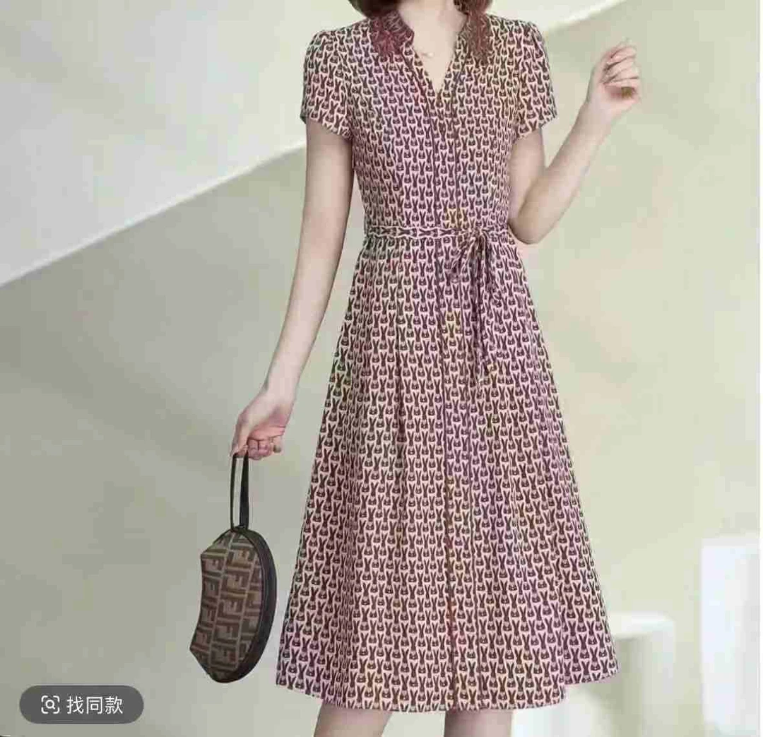 6218-茵悦里2025春夏款连衣裙