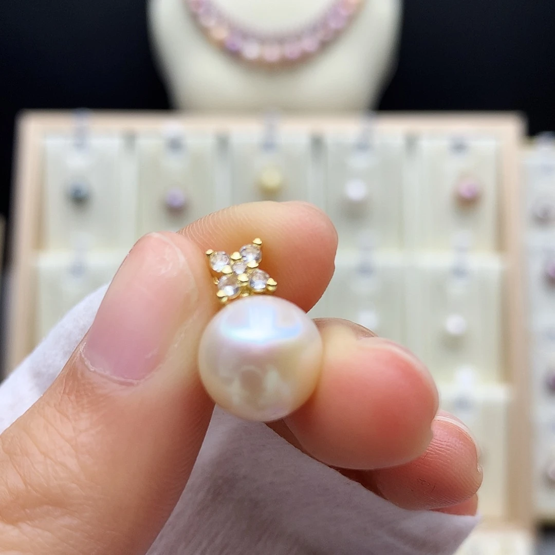 淡水珍珠颈饰合金