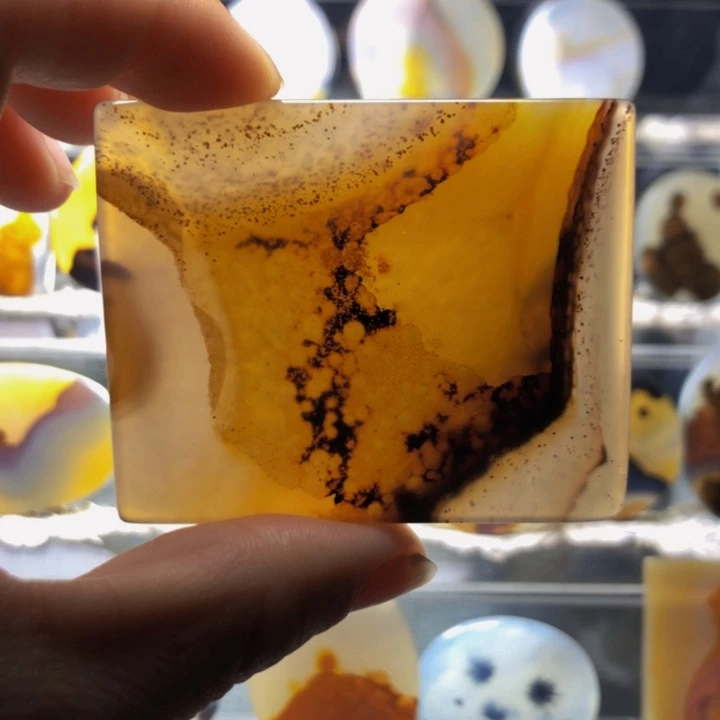 合金玛瑙/玉髓珠宝奇石44