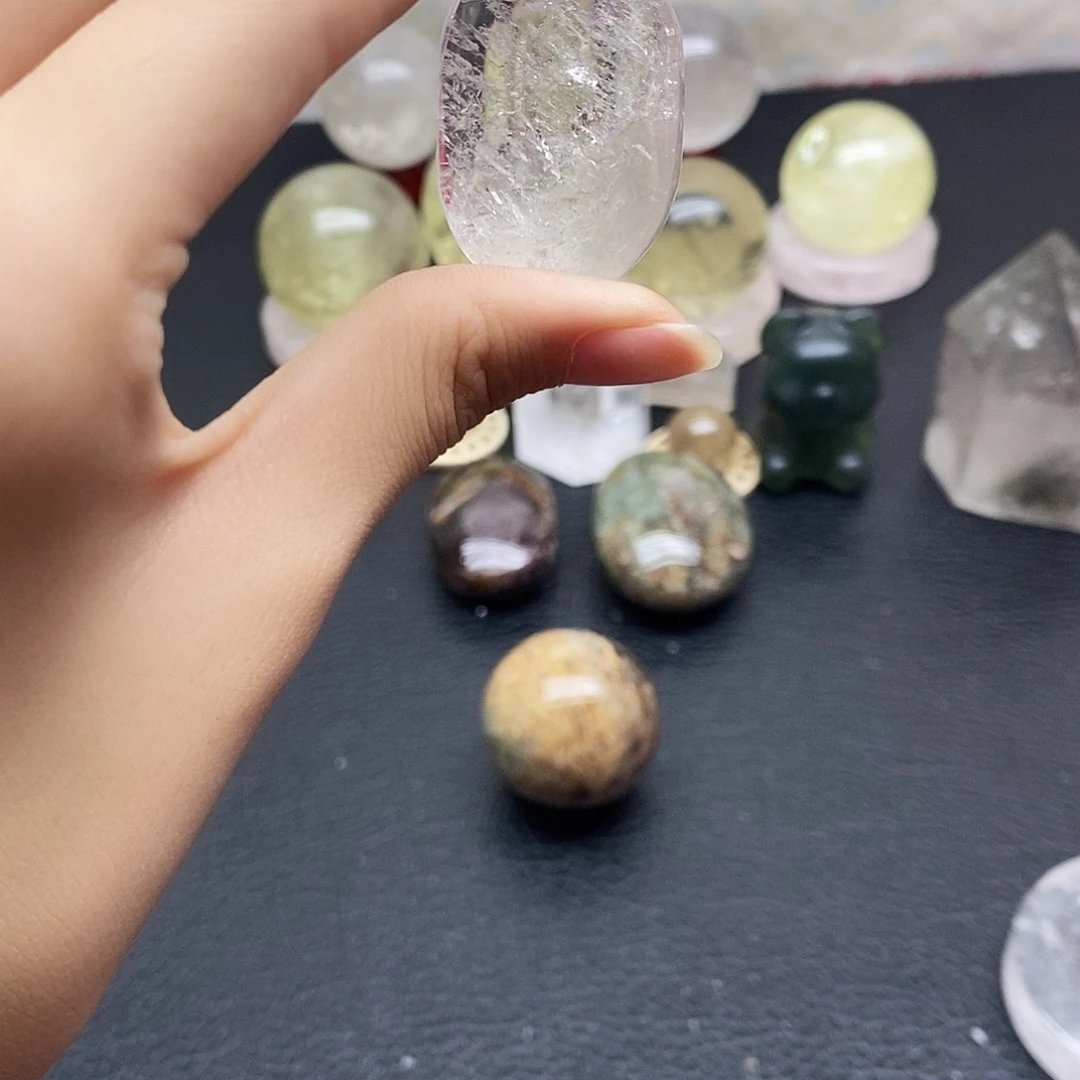 未镶嵌水晶珠宝半成品272水晶石