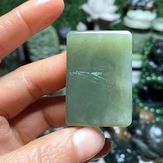 未镶嵌和田玉（糖玉）珠宝半成品