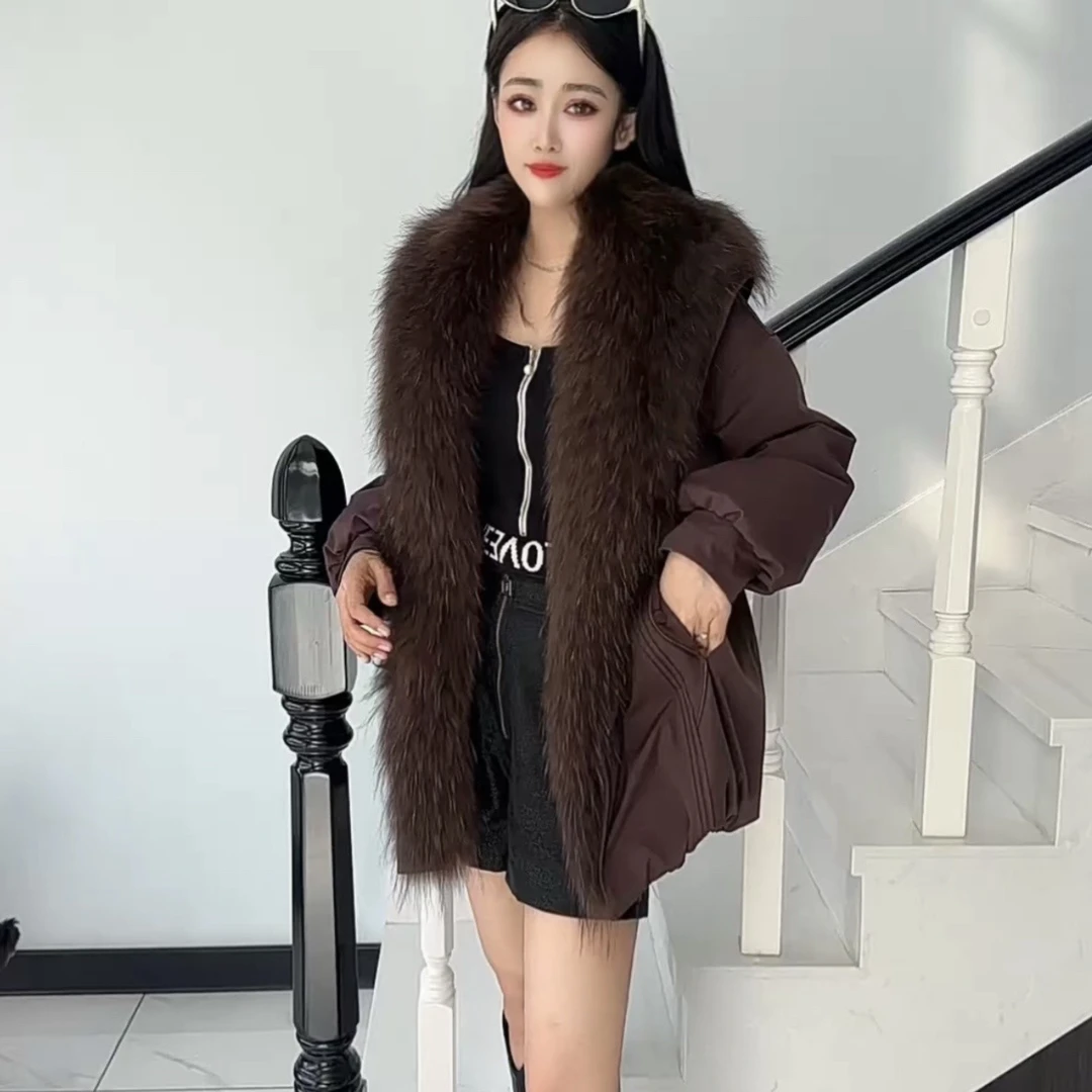 冬季女款貉子毛领鹅绒时尚休闲外套