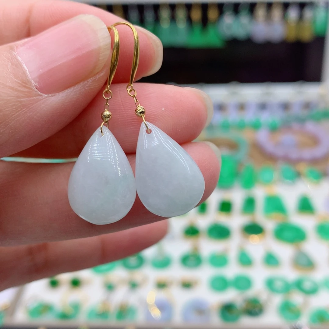 翡翠18K金镶嵌耳饰