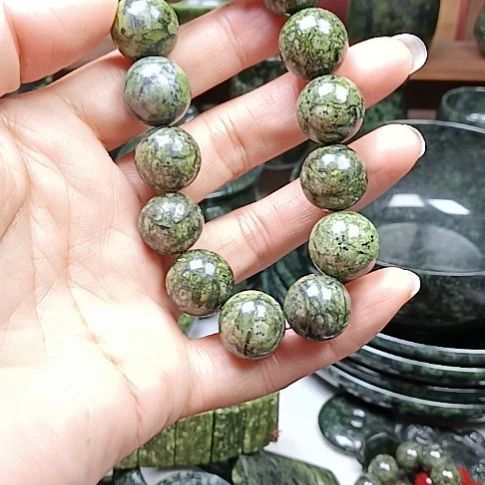 蛇纹石玉未镶嵌卡16蛇纹手串