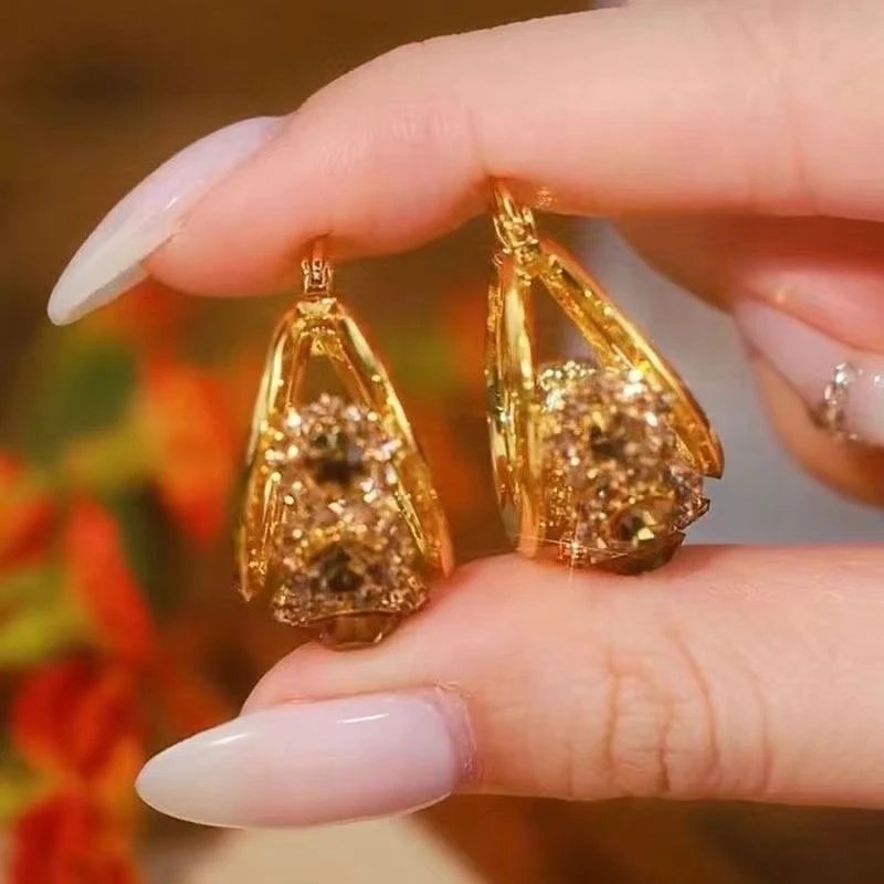 铜合金耳饰 美拉德咖色镶钻镂空耳扣网红时尚气质百搭-101