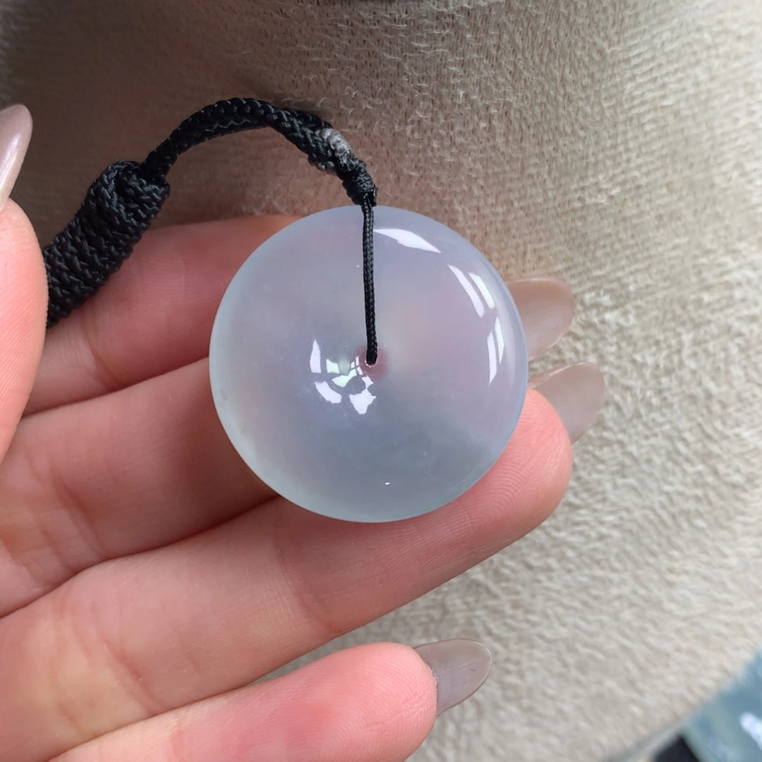 翡翠颈饰未镶嵌扣子