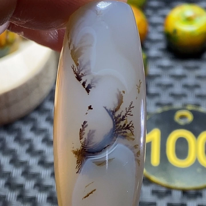 逆***草玛瑙/玉髓未镶嵌颈饰