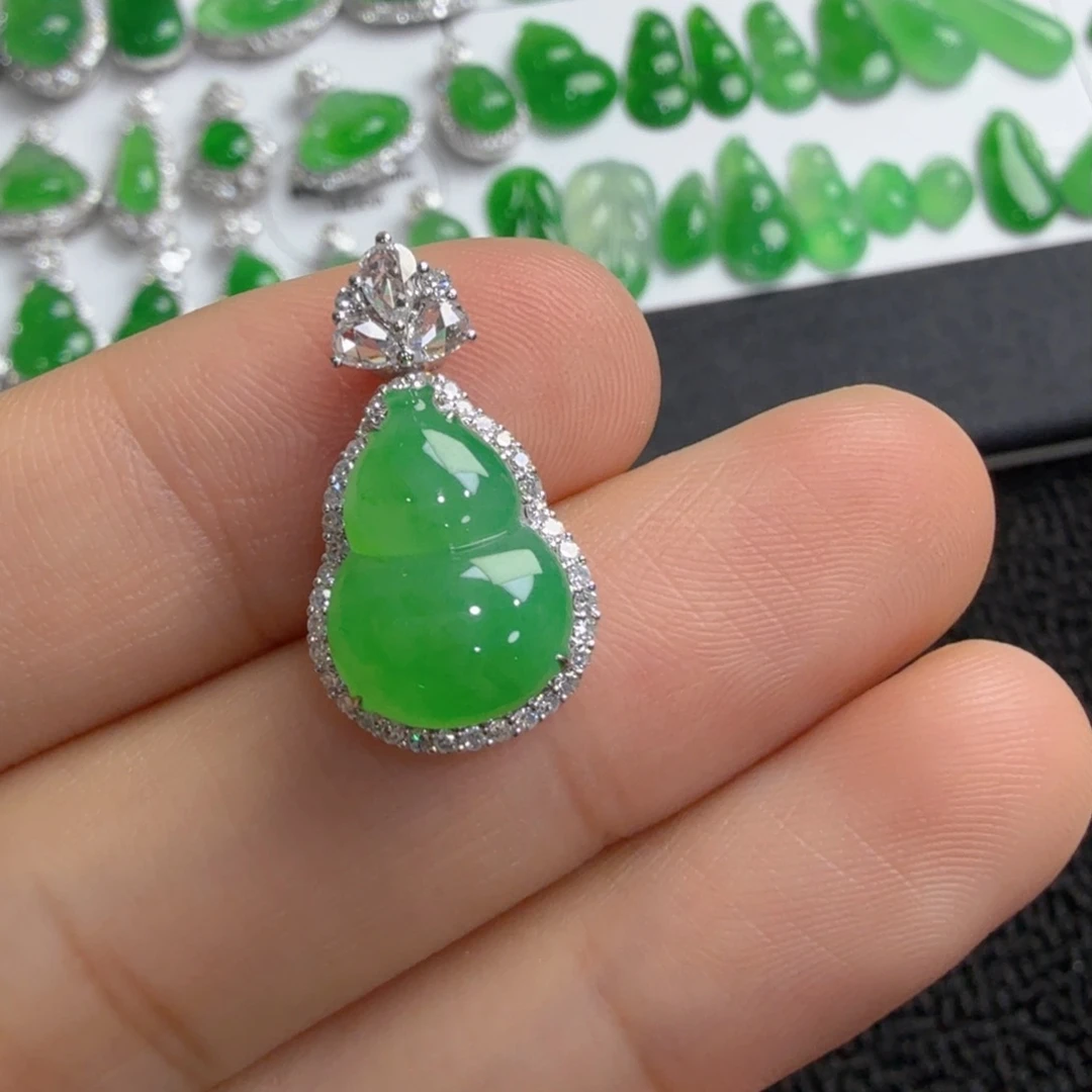 吊坠(不含链)未镶嵌翡翠葫芦