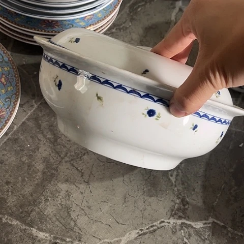 陶瓷9寸品锅一个陶瓷