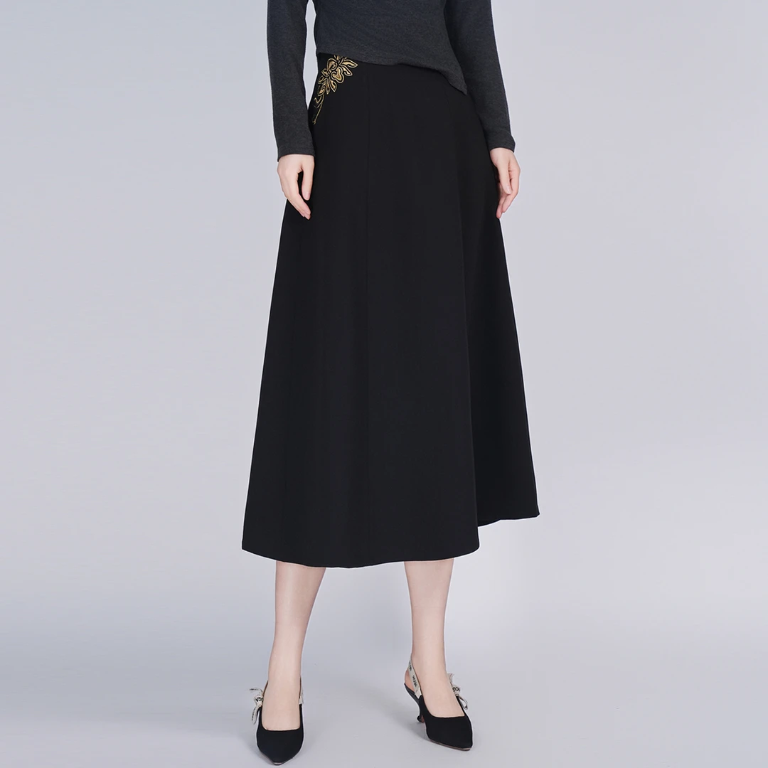 浒城古娘国风绣花半身裙时尚高腰显瘦后妈裙女缠枝莲半裙22A19202