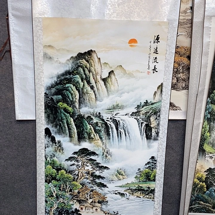 横款企鹅孤儿院的