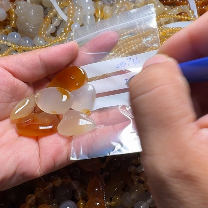 玛瑙/玉髓颈饰合金高**水0074