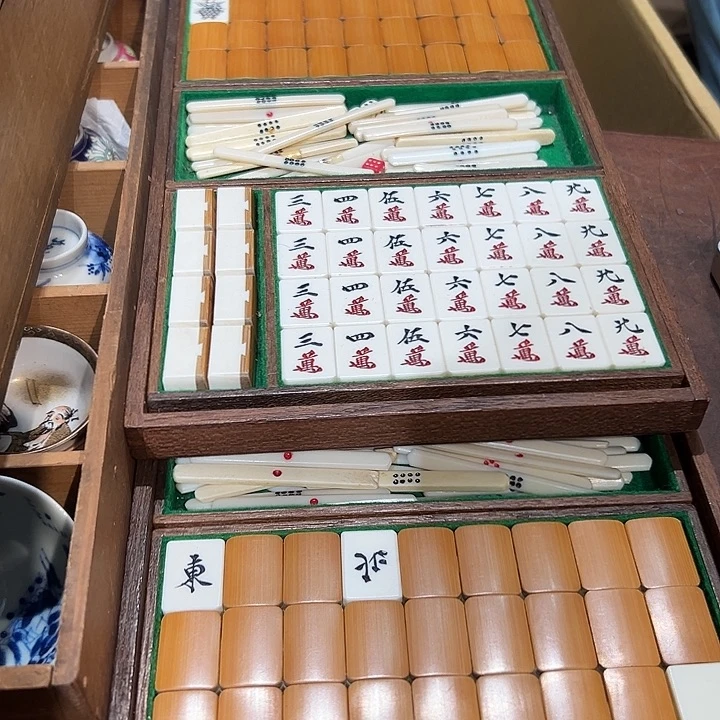 瓷器周边默认瑕疵1