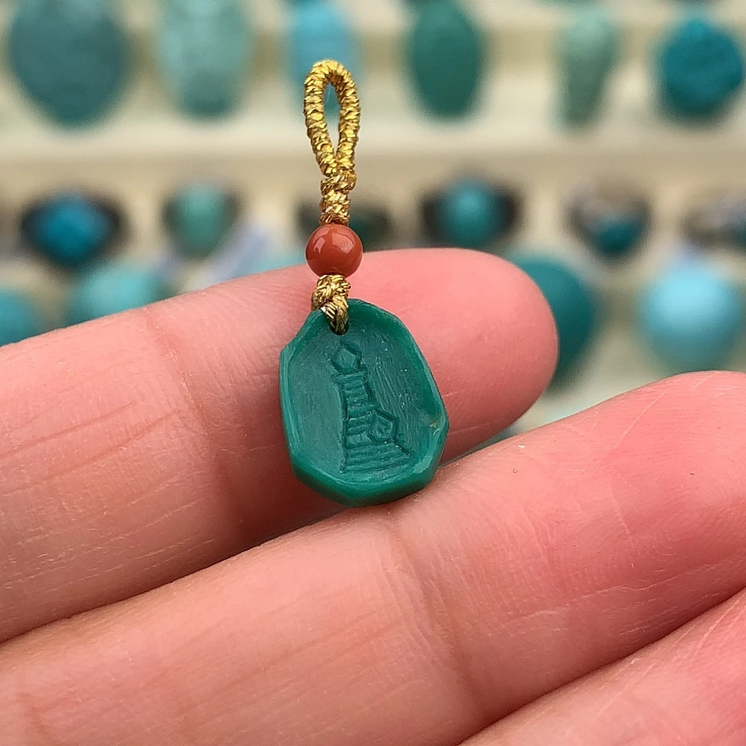 绿松石未镶嵌珠宝奇石