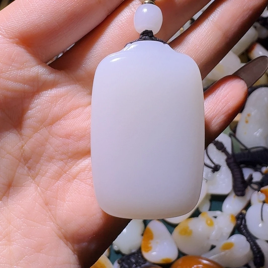 和田玉未镶嵌挂件