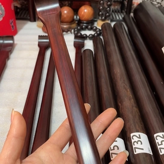 木红色紫檀木加长款痒痒挠