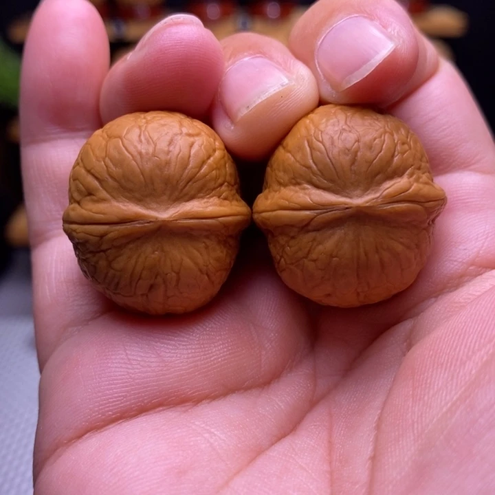 核桃云铁小晶玉1号