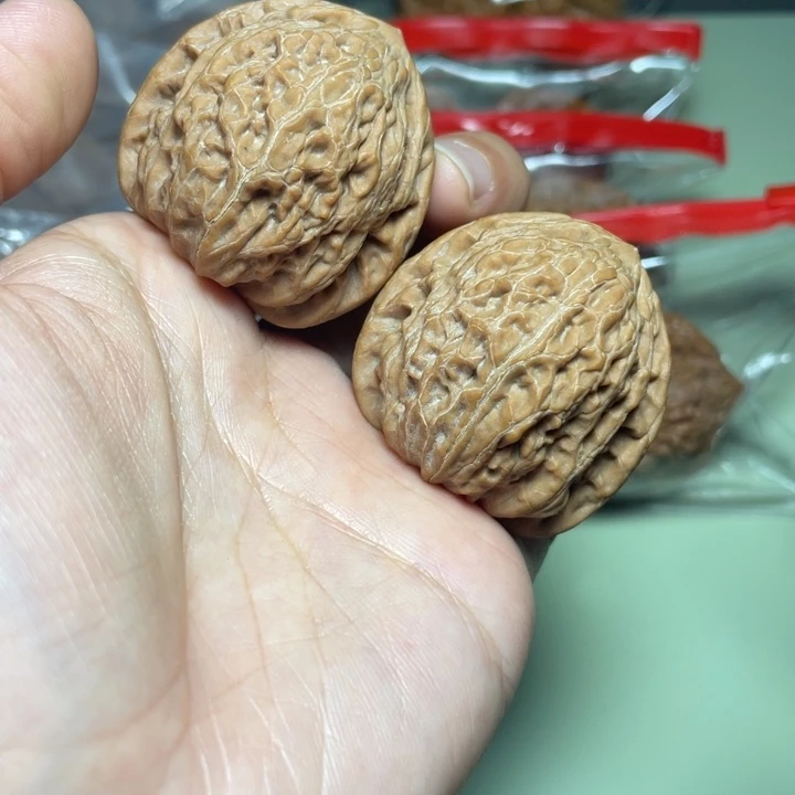 文玩核桃把件40铁锤