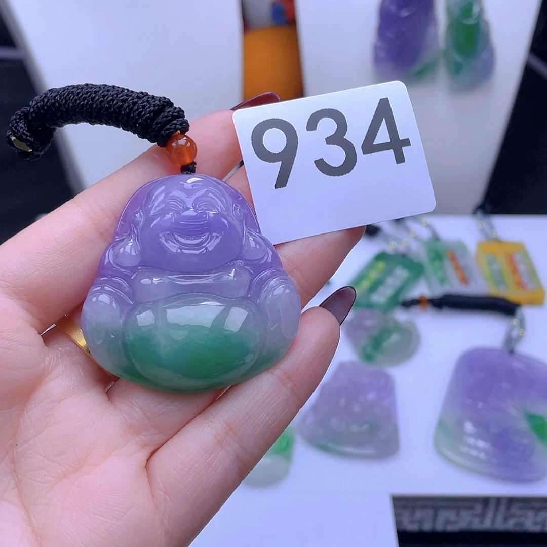 翡翠吊坠(赠链)未镶嵌