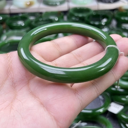 和田玉（碧玉）手镯未镶嵌
