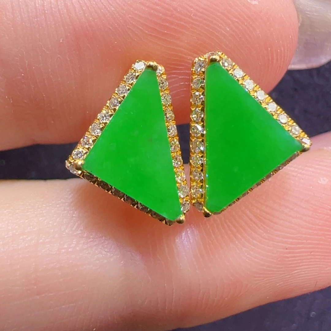 翡翠18K金镶嵌耳饰耳钉