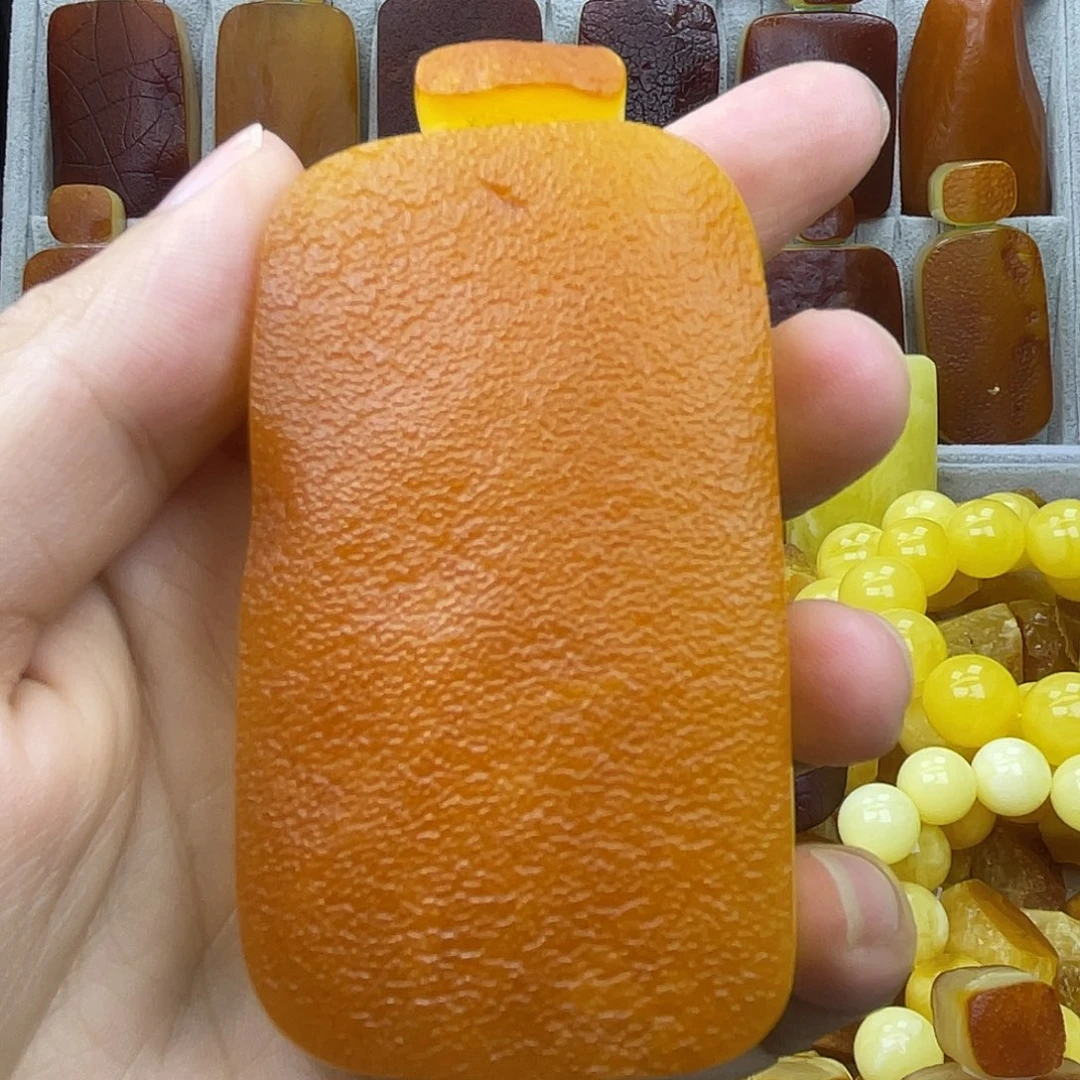 匆***忙定制蜜蜡未镶嵌抱大磨牌子