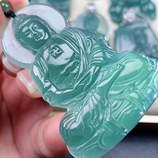 【闪购商品】翡翠颈饰未镶嵌天然翡翠