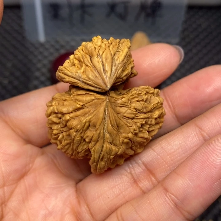 添***饭吊坠文玩核桃文玩核桃异形单只