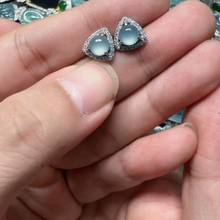 翡翠未镶嵌颈饰天然A货翡翠放漏