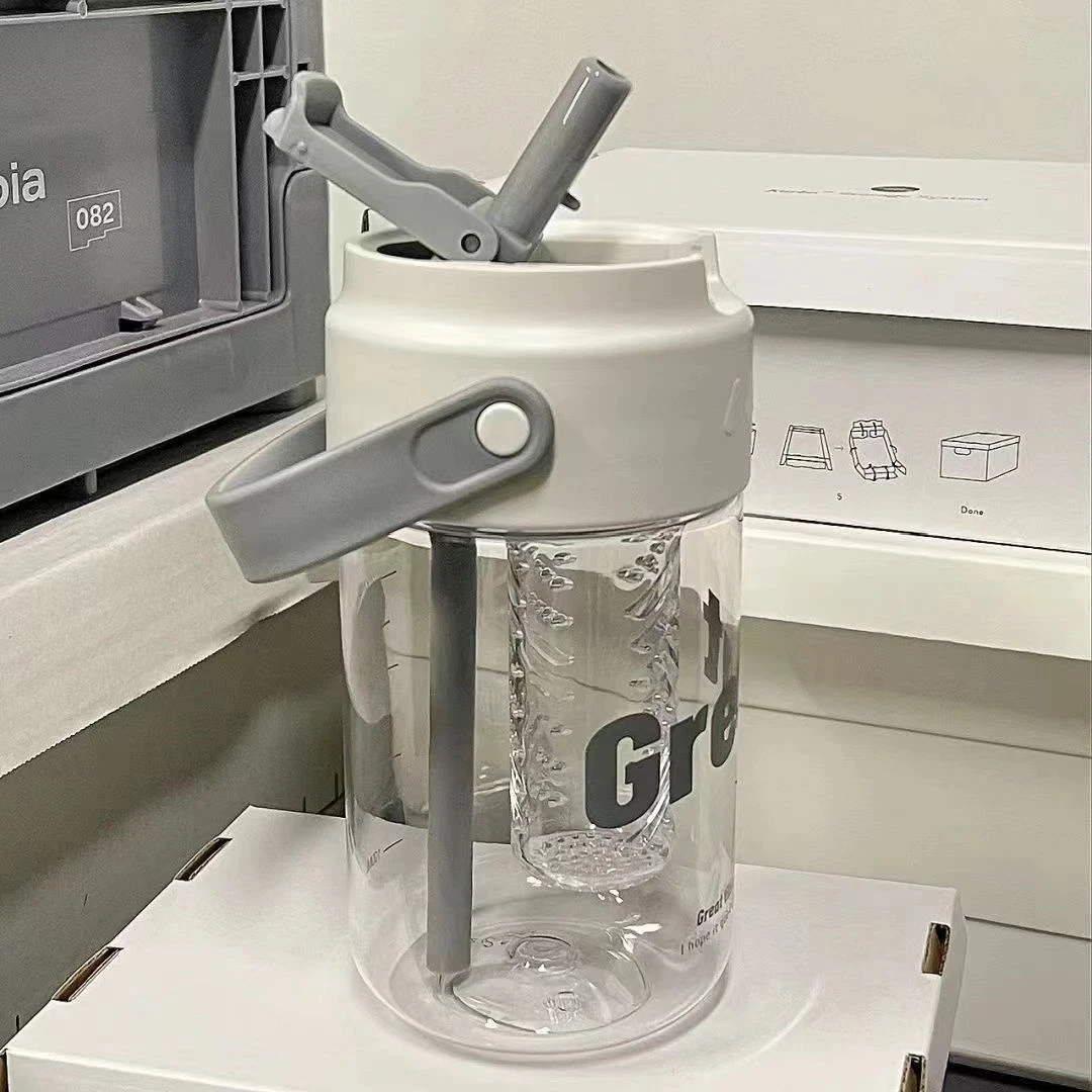 夏季大容量水杯女生高颜值便携式运动吸管杯新款带茶隔学生杯子